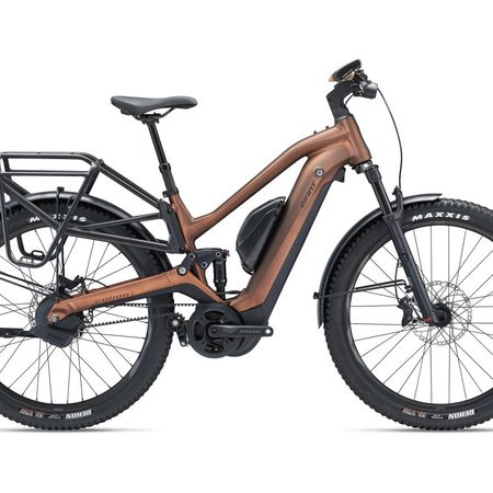 Fahrräder und E-Bikes